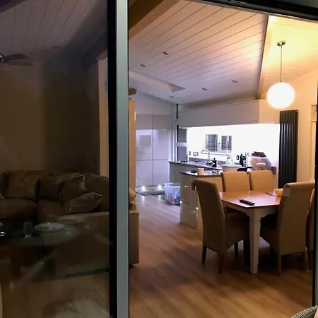 R11 Lake View, Fallbarrow Holiday Park Holiday park Bowness-on-Windermere